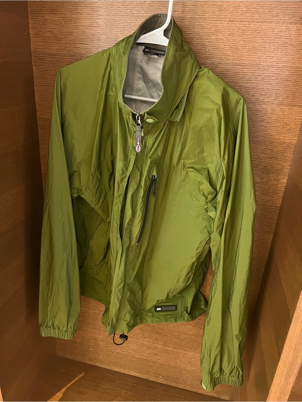 REI Men's Lightweight Olive Windbreaker Jacket
